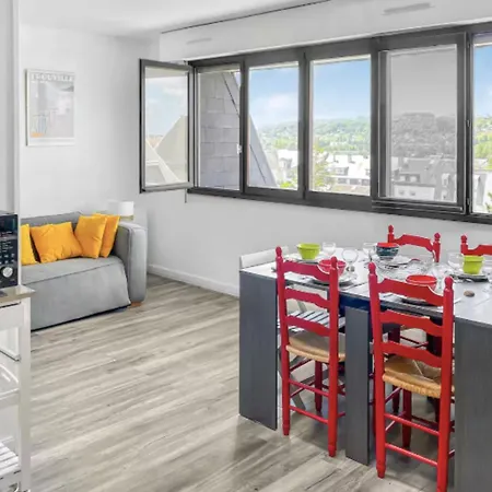 Apartment With Pool Near Center Trouville-sur-Mer