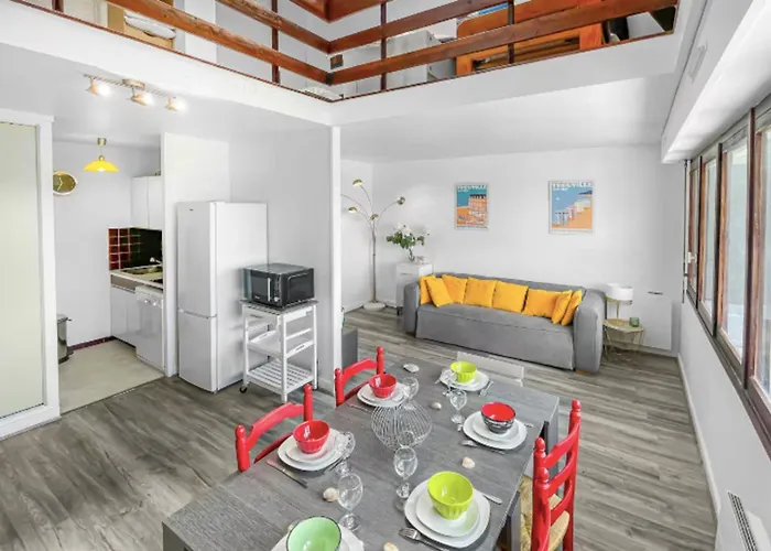 With Pool Near Center Trouville-sur-Mer